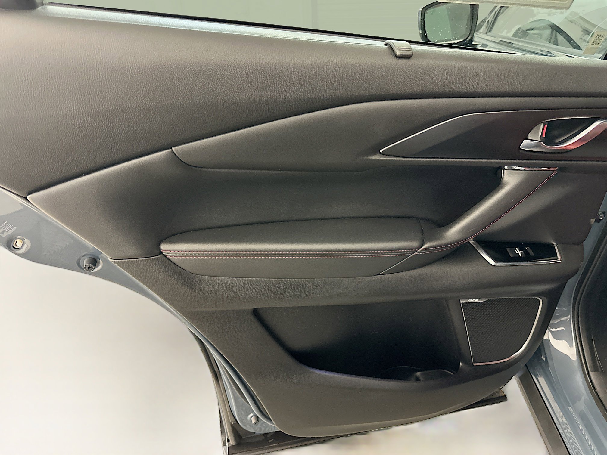 Used 2023 MAZDA CX-9 Carbon Edition image 28