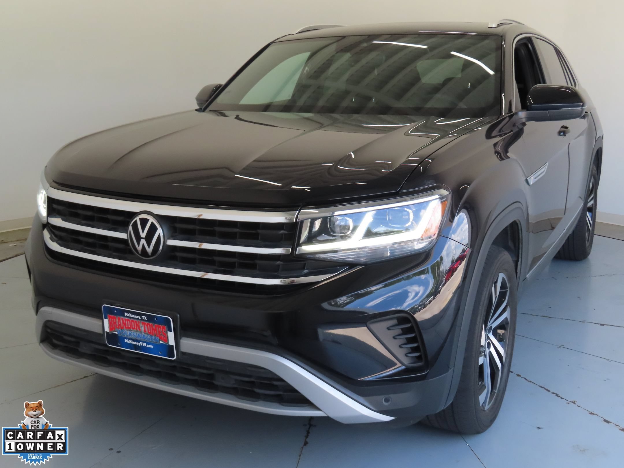 Certified 2023 Volkswagen Atlas Cross Sport SEL AWD/4WD image 8