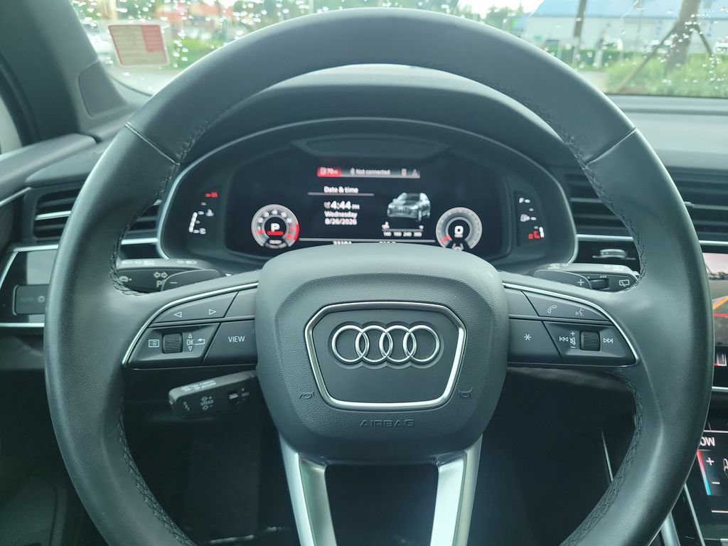 Used 2022 Audi Q7 3.0T Premium Plus w/ Premium Plus Package AWD/4WD image 30