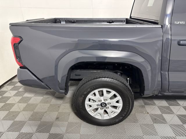 Certified 2024 Toyota Tacoma SR5 AWD/4WD image 19