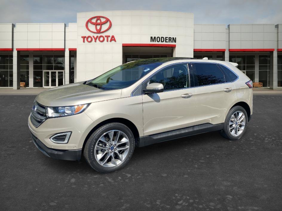 Used 2018 Ford Edge Titanium w/ Equipment Group 302A AWD/4WD image 3