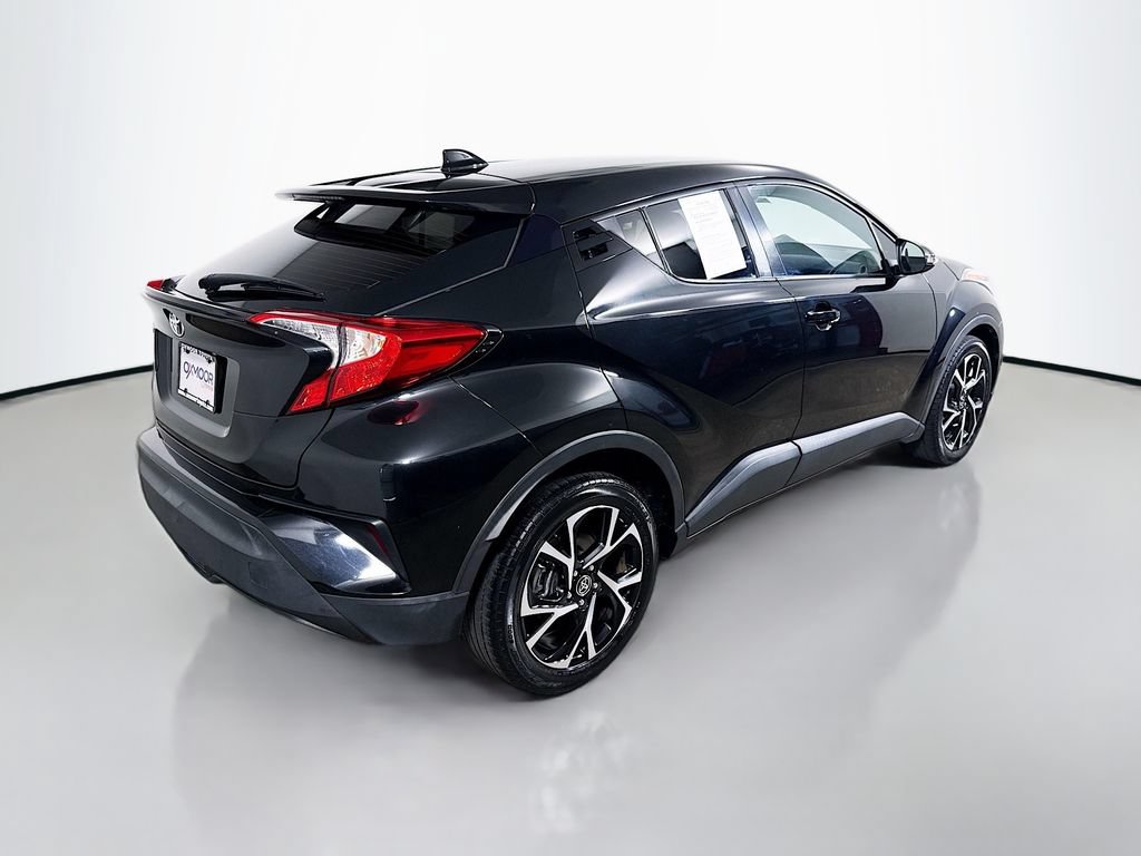 Used 2021 Toyota C-HR XLE FWD image 7