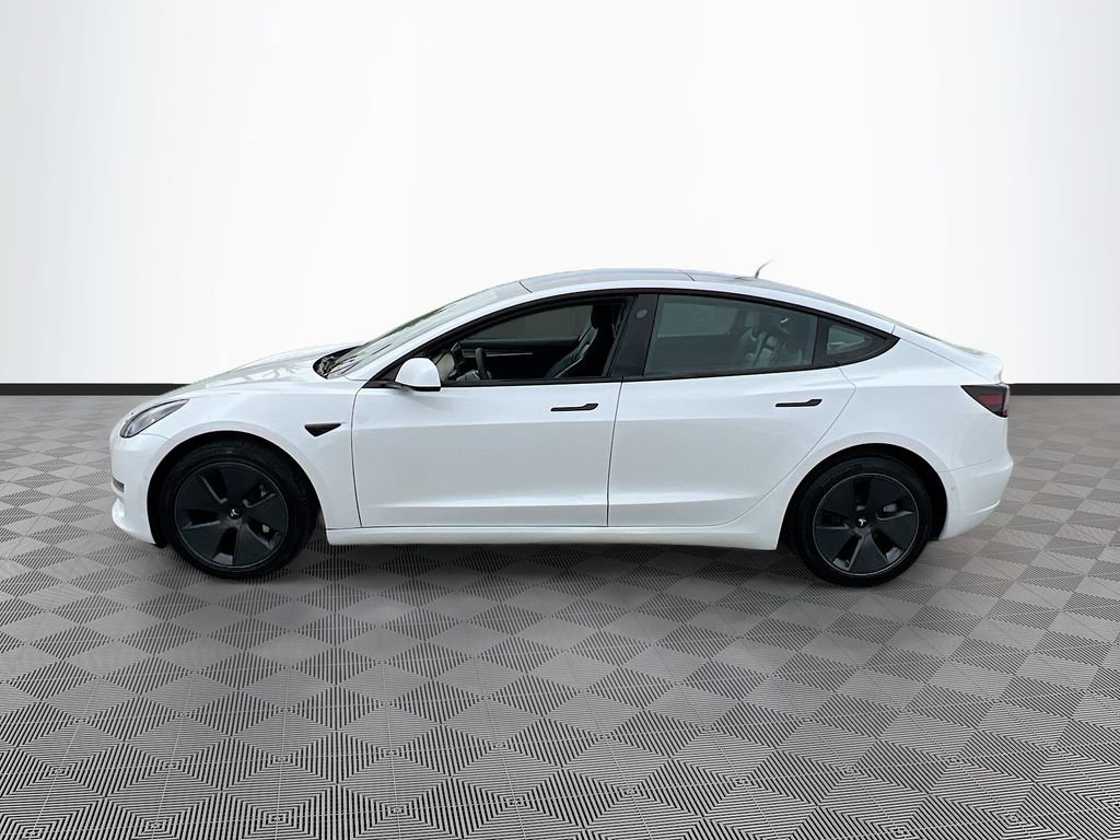 Used 2022 Tesla Model 3 Long Range AWD/4WD image 4