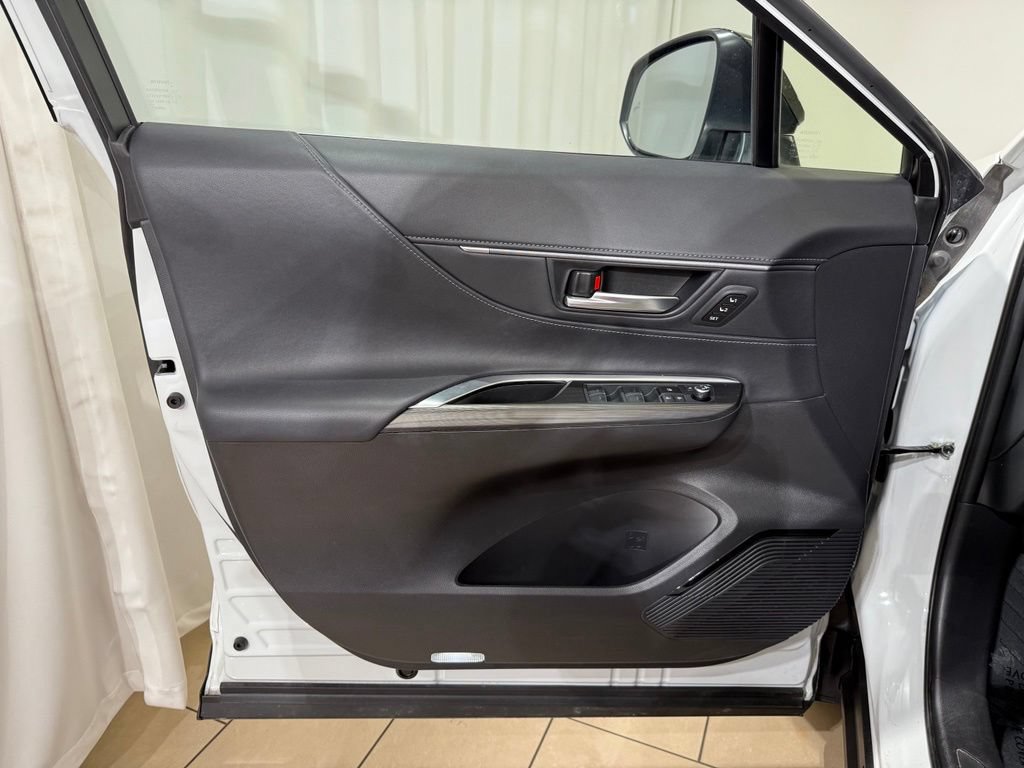 Certified 2024 Toyota Venza Nightshade AWD/4WD image 15