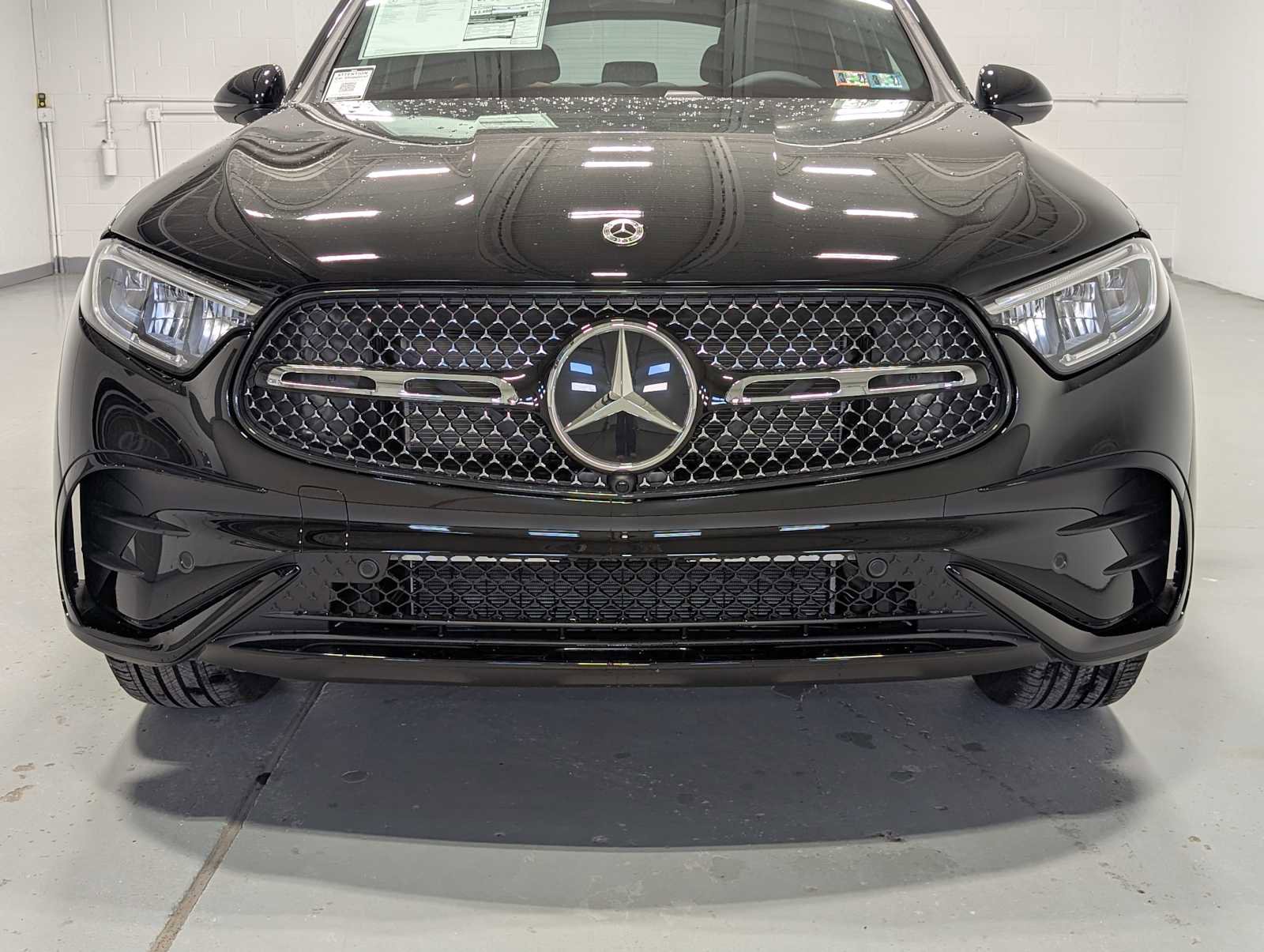 New 2026 Mercedes-Benz GLC 300 4MATIC image 2