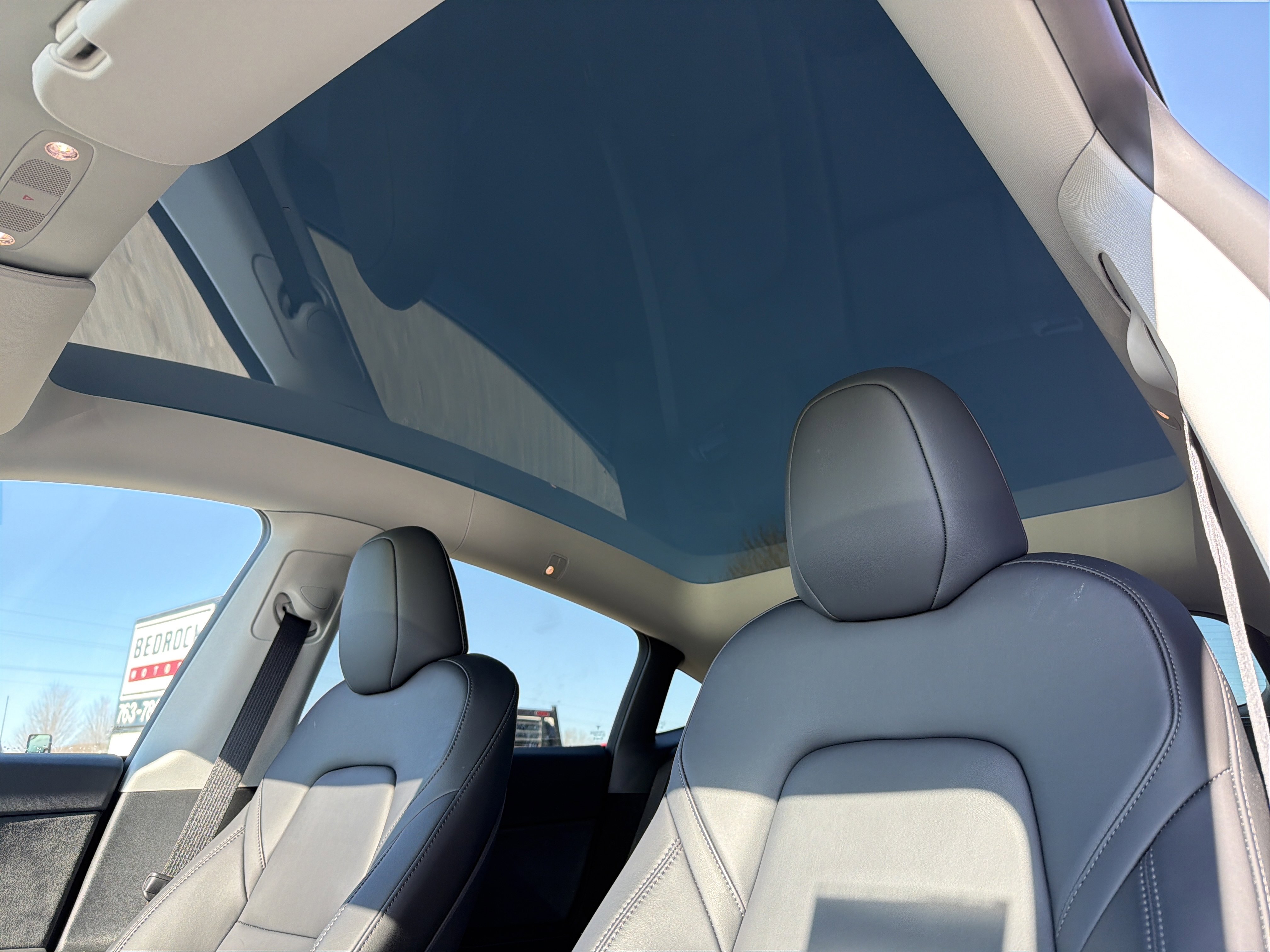 Used 2025 Tesla Model Y Long Range image 26