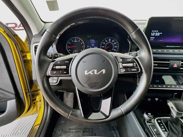 Used 2023 Kia Seltos Nightfall Edition AWD/4WD image 12