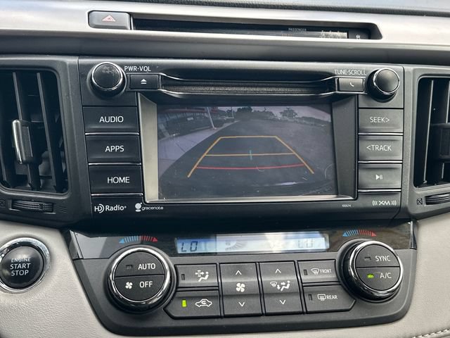 Used 2018 Toyota RAV4 XLE AWD/4WD image 25