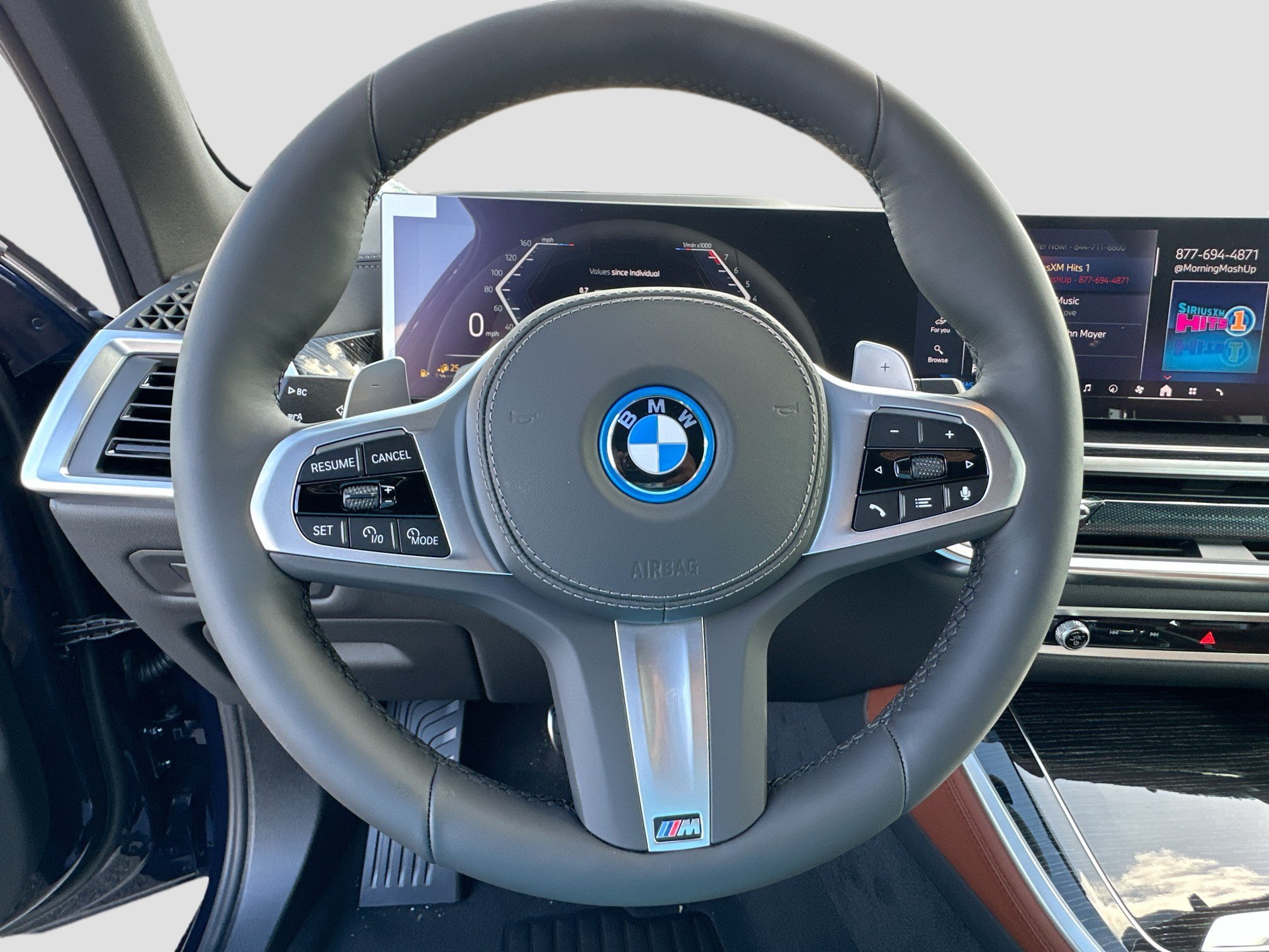 New 2026 BMW X5 xDrive50e w/ M Sport Package AWD/4WD image 8