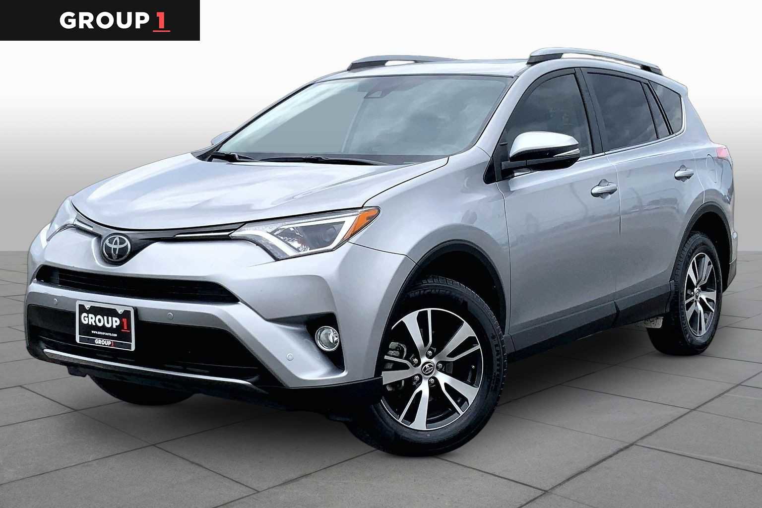 Used 2018 Toyota RAV4 XLE FWD image 1