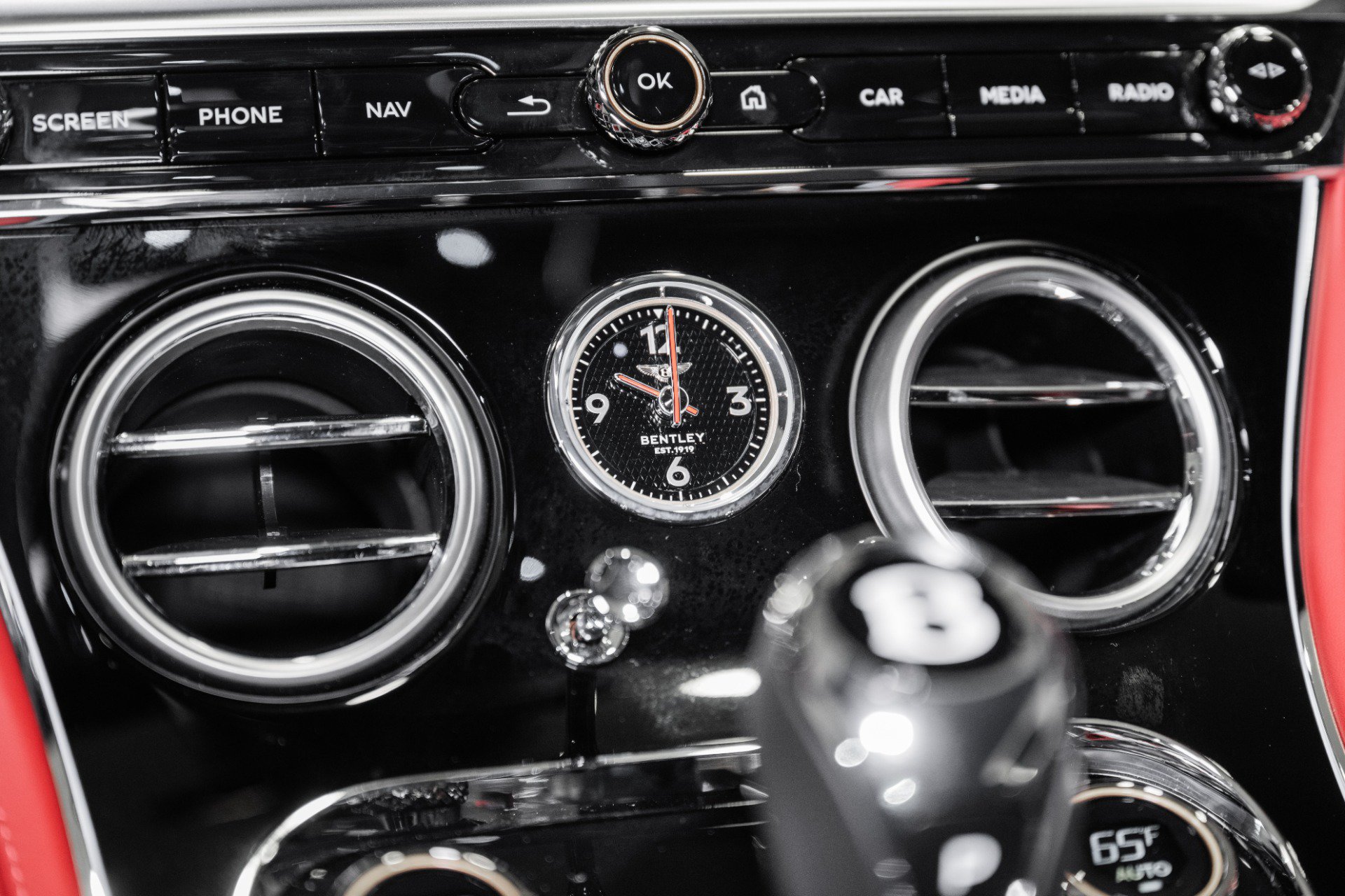 New 2026 Bentley Continental GT AWD/4WD image 33
