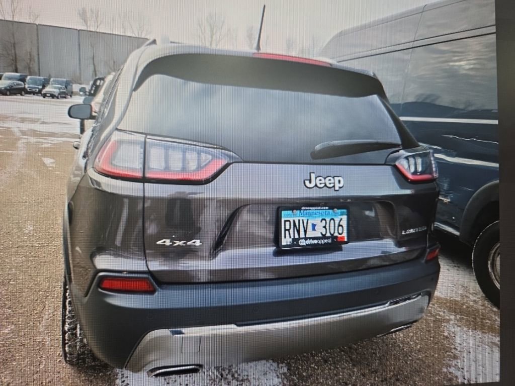 Used 2019 Jeep Cherokee Limited image 13