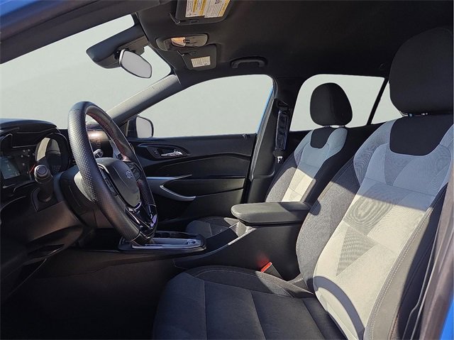 Used 2024 Chevrolet Trax RS image 15