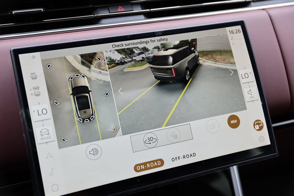 New 2026 Land Rover Range Rover SE AWD/4WD image 7