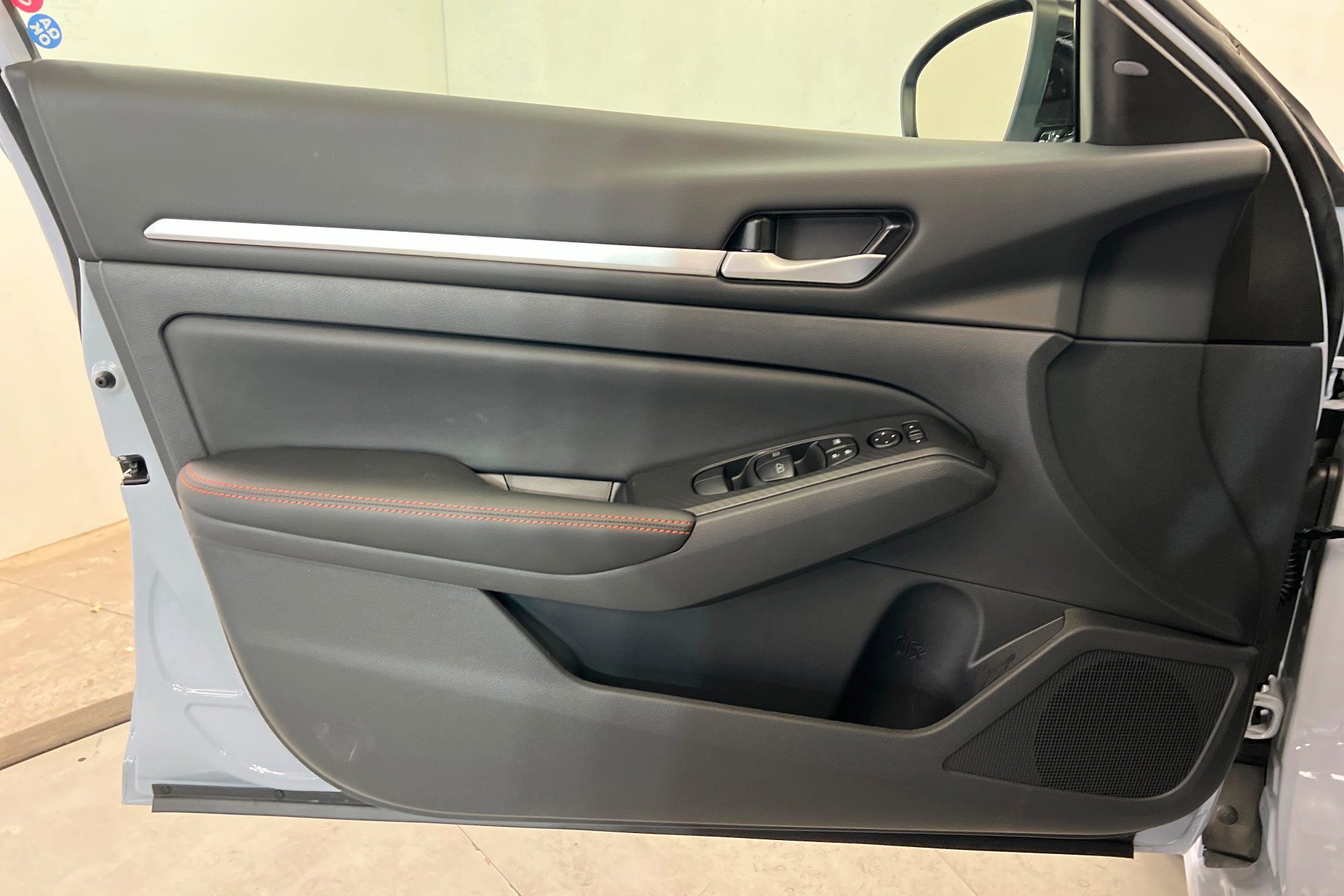 New 2026 Nissan Altima 2.5 SR FWD image 14