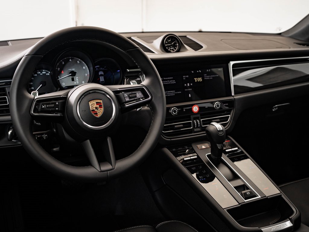 New 2026 Porsche Macan S image 4