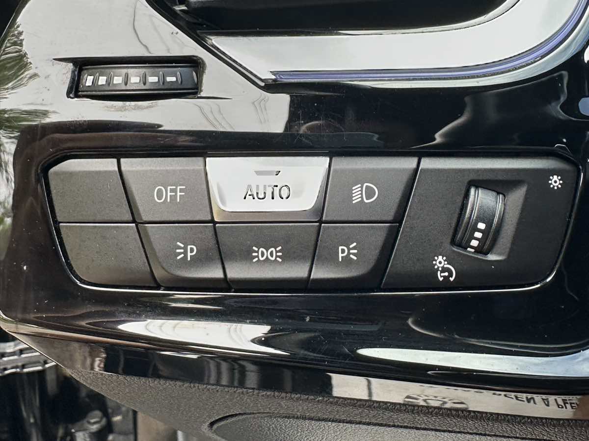 Used 2019 BMW Z4 sDrive30i w/ M Sport Package image 27
