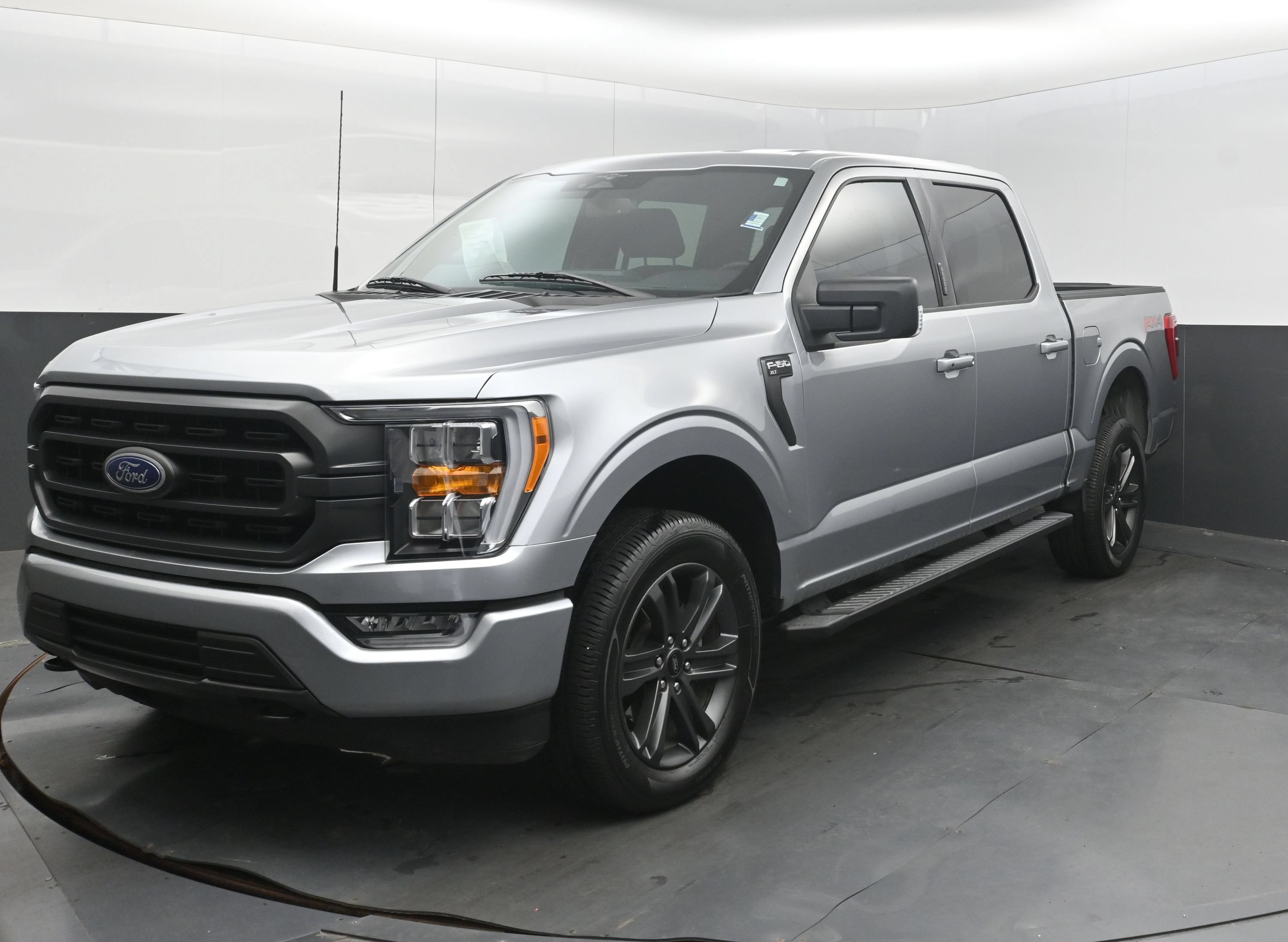 Used 2023 Ford F150 XLT w/ Equipment Group 302A High AWD/4WD image 4