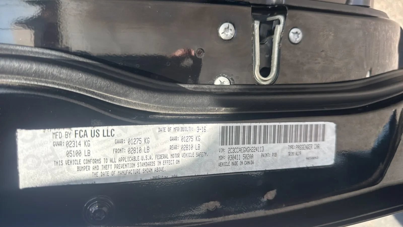 Used 2016 Chrysler 300 C RWD image 26