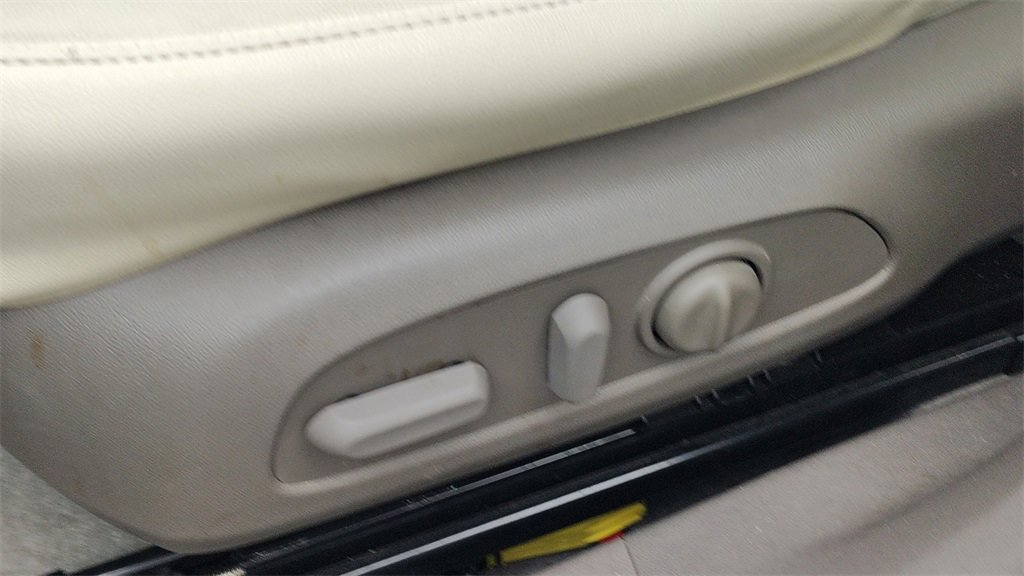 Used 2024 Chevrolet Malibu LT image 11