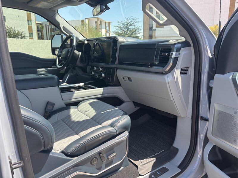 Used 2024 Ford F250 Limited AWD/4WD image 40