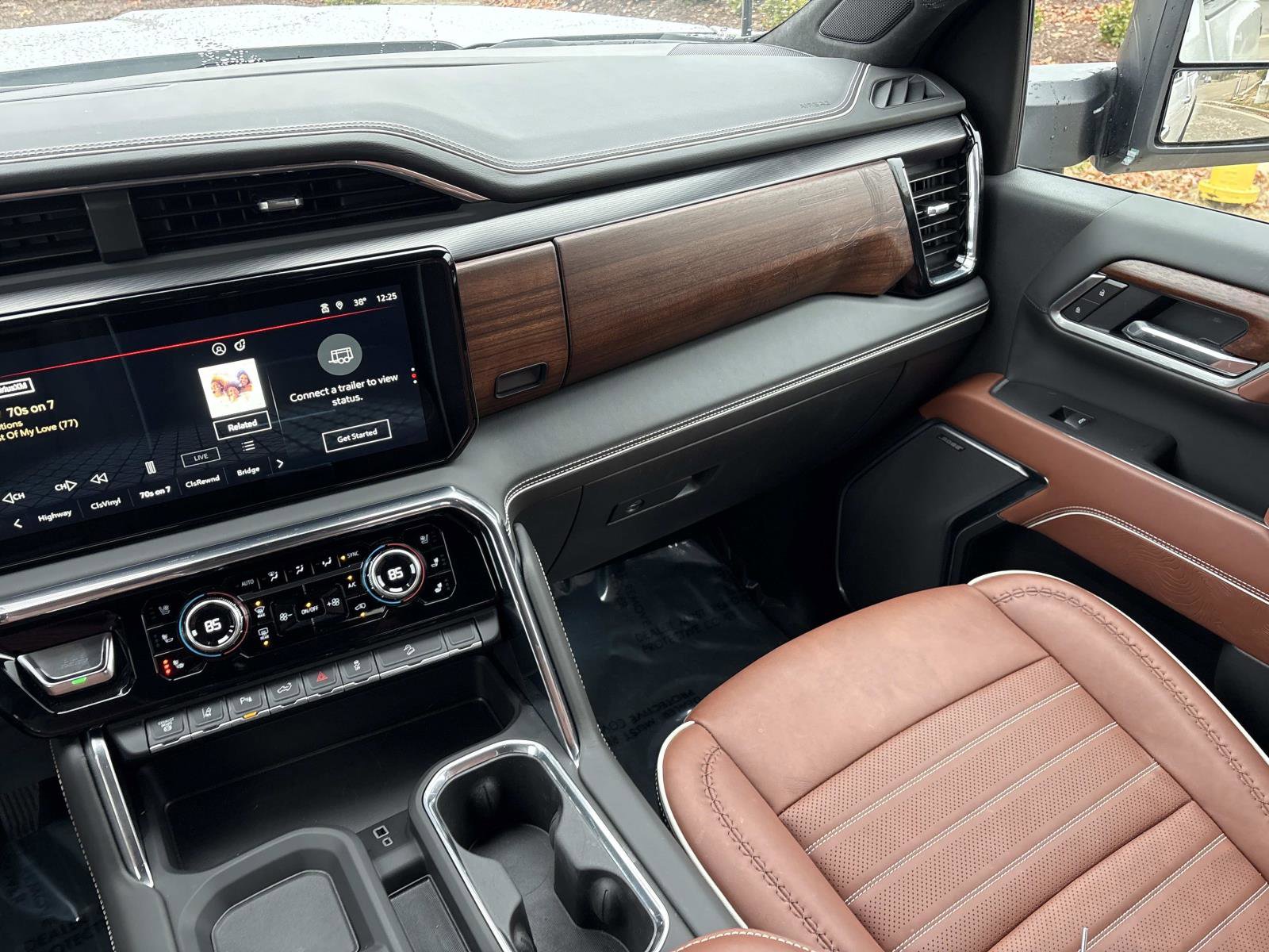 Certified 2025 GMC Sierra 2500 Denali Ultimate image 28