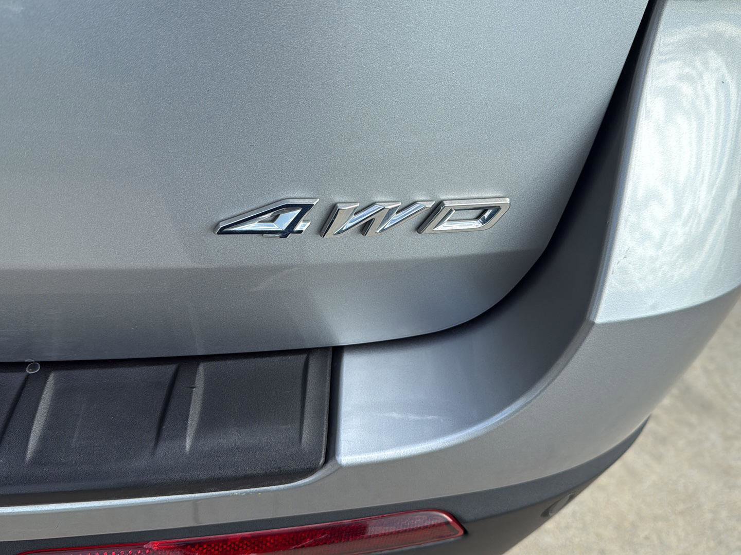 Used 2022 Ford Explorer XLT w/ Equipment Group 202A image 25