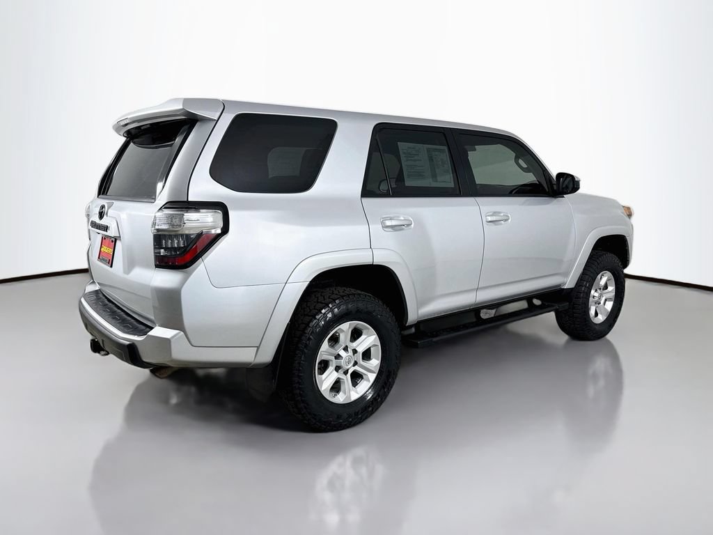 Used 2015 Toyota 4Runner SR5 AWD/4WD image 8