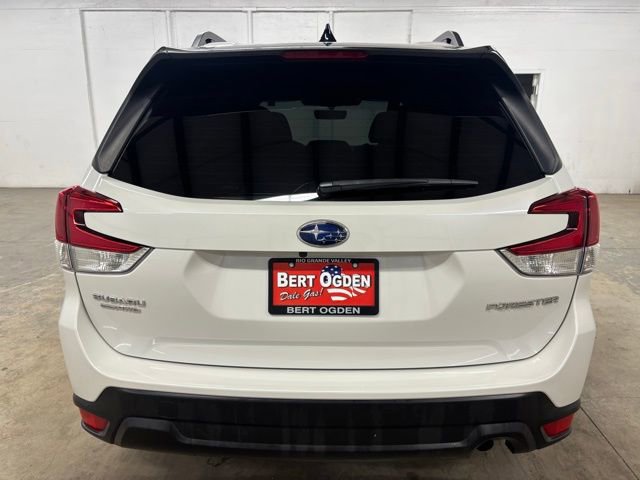 Used 2024 Subaru Forester Premium AWD/4WD image 6