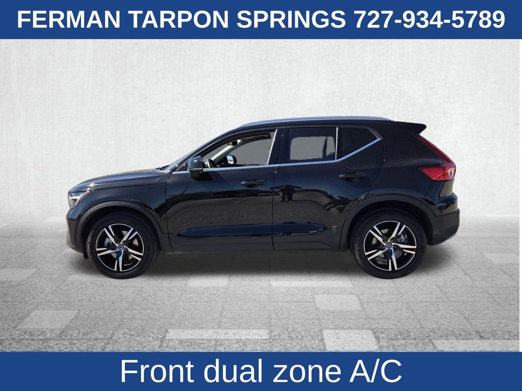 Certified 2025 Volvo XC40 B5 Core image 6