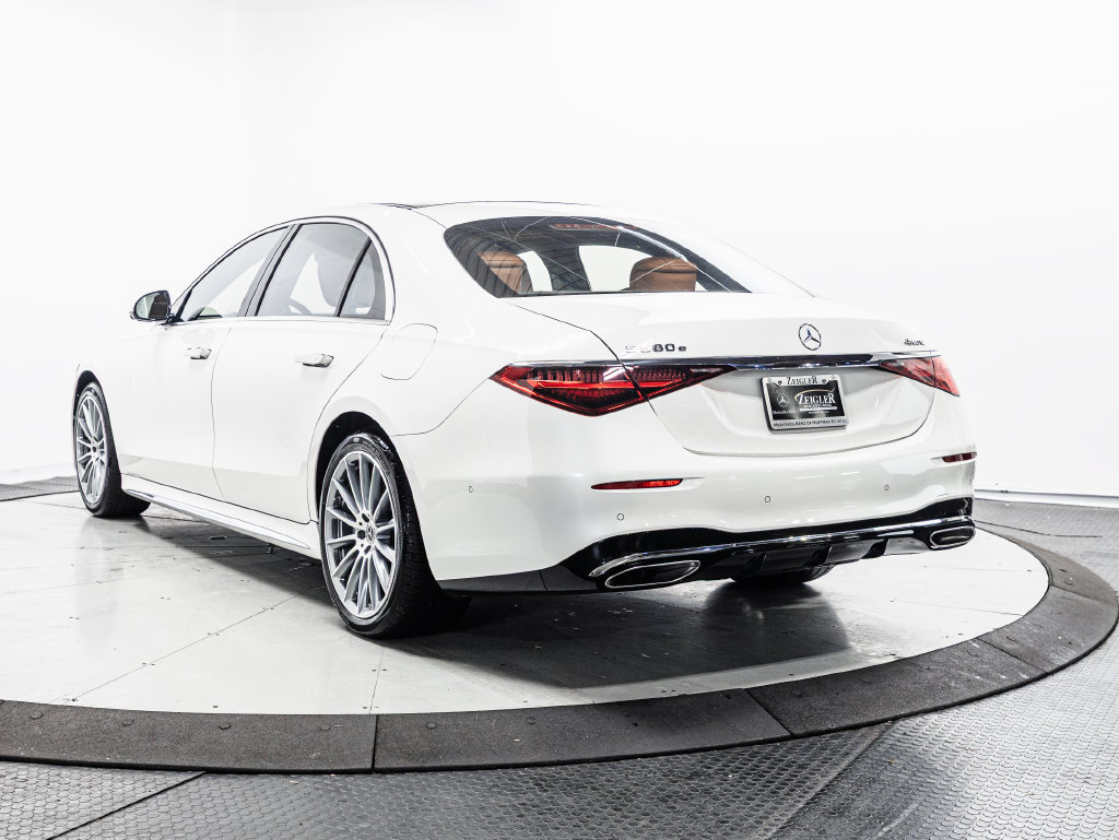 Used 2023 Mercedes-Benz S 580e 4MATIC Sedan image 32