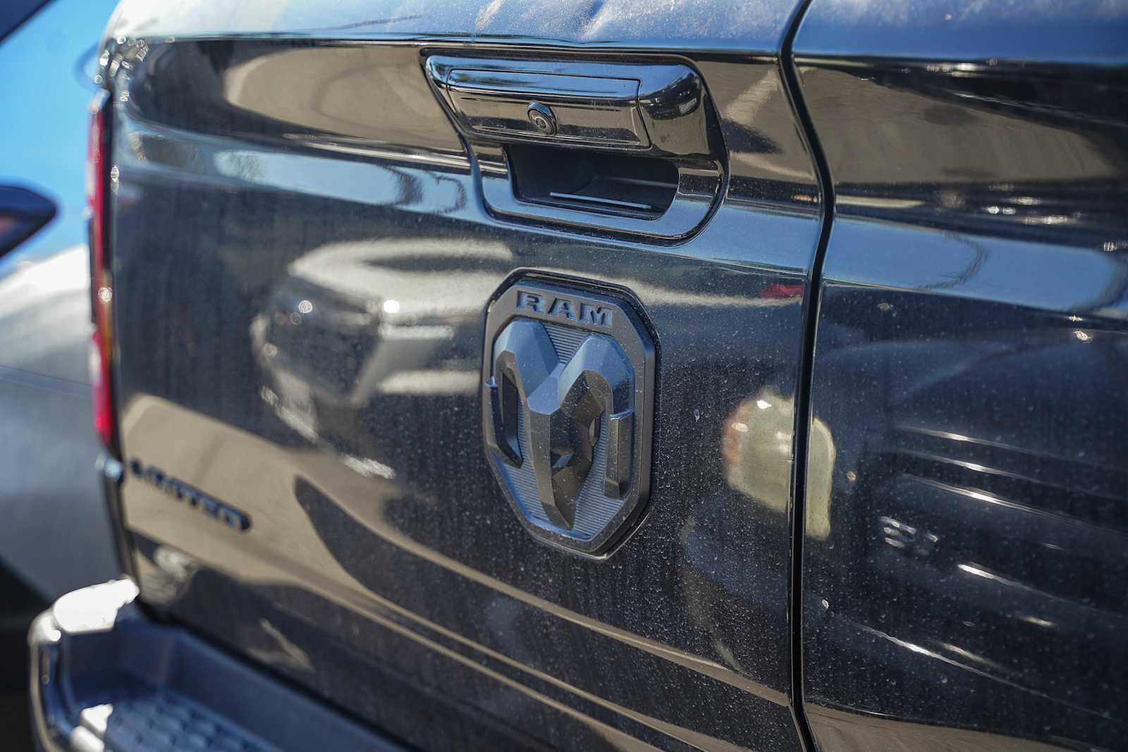 Used 2021 RAM 1500 Limited w/ Night Edition image 37