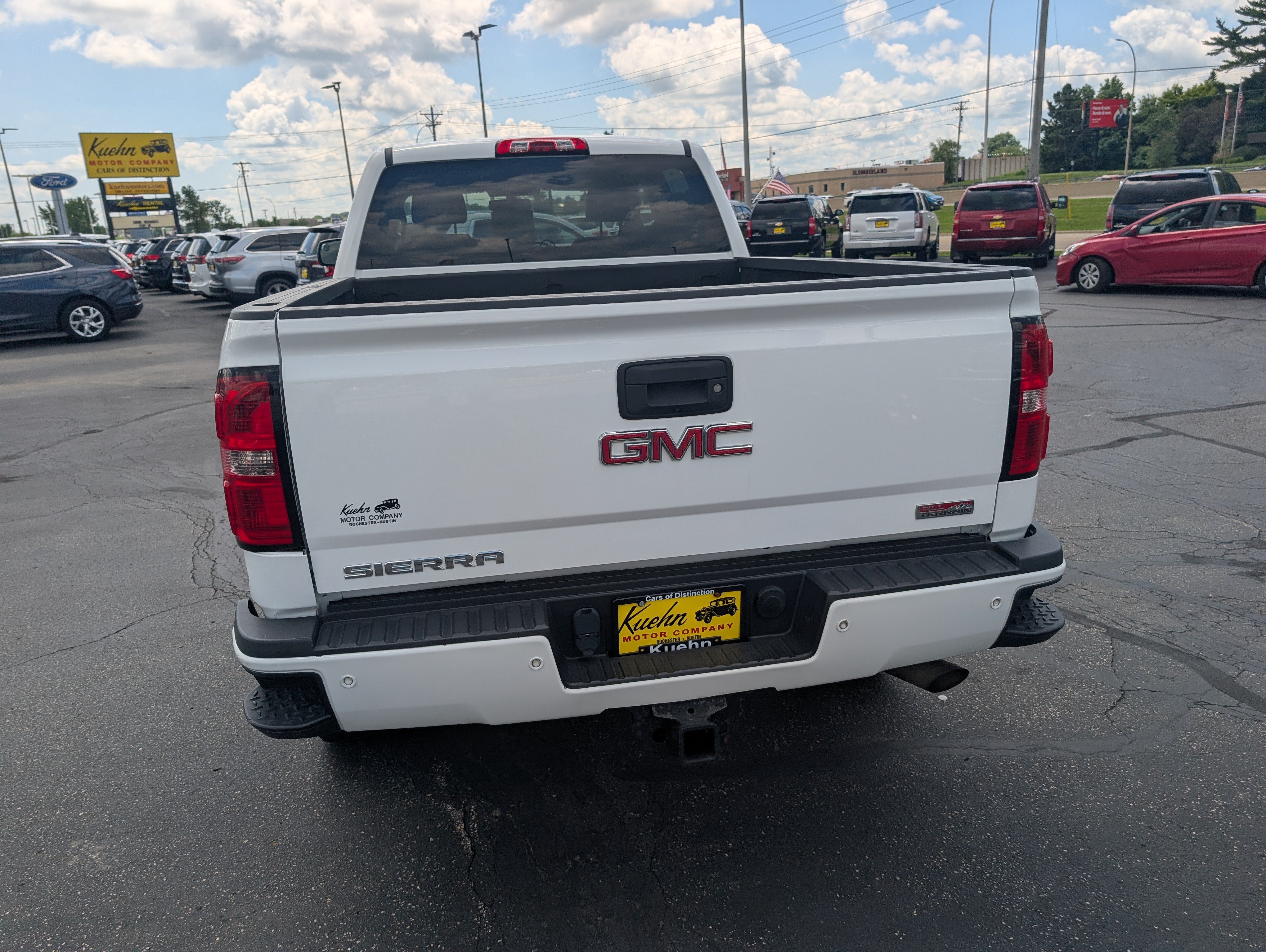 Used 2016 GMC Sierra 2500 SLT w/ All-Terrain HD Package AWD/4WD image 7