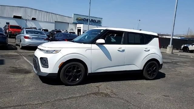 Used 2020 Kia Soul S FWD image 4