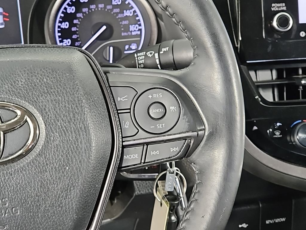 Used 2022 Toyota Camry SE image 28
