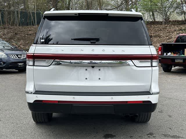 Used 2024 Lincoln Navigator Reserve image 4