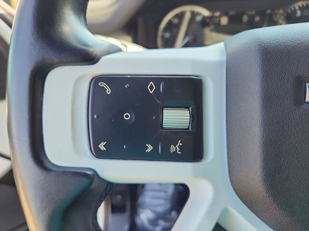 Used 2023 Land Rover Defender 110 S AWD/4WD image 17