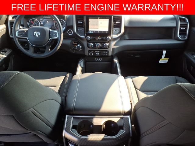 New 2026 RAM 1500 Express AWD/4WD image 27