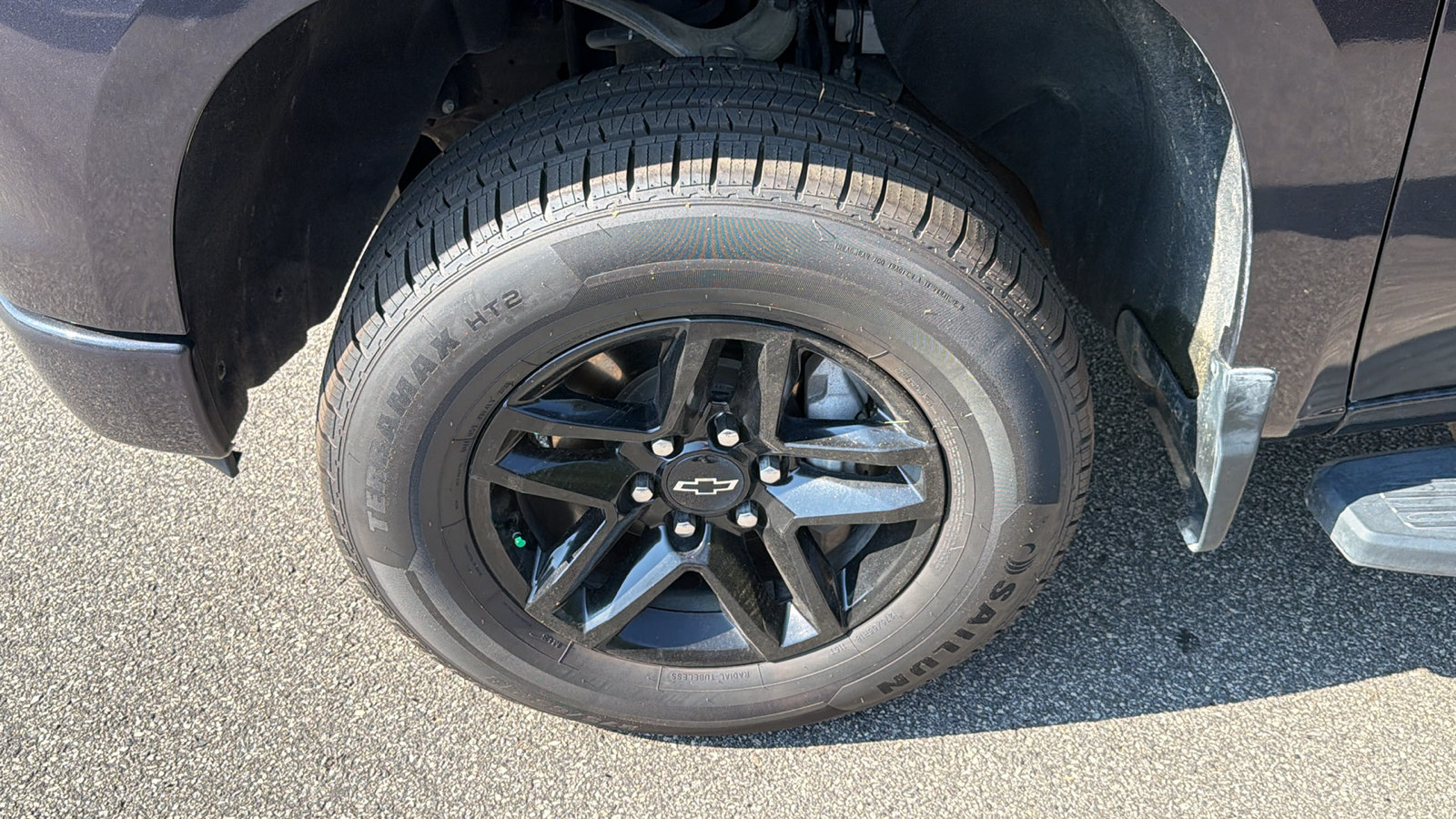 Used 2024 Chevrolet Silverado 1500 Custom Trail Boss w/ LPO, Dark Essentials Package AWD/4WD image 12