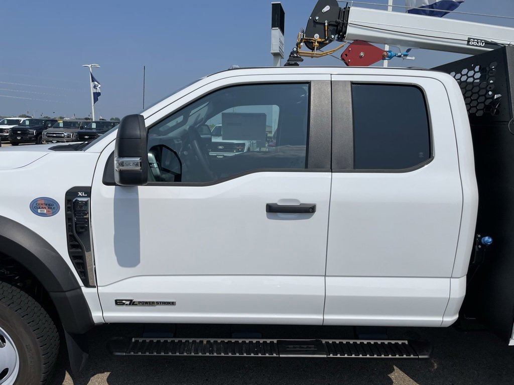 New 2025 Ford F550 4x4 SuperCab Super Duty image 26