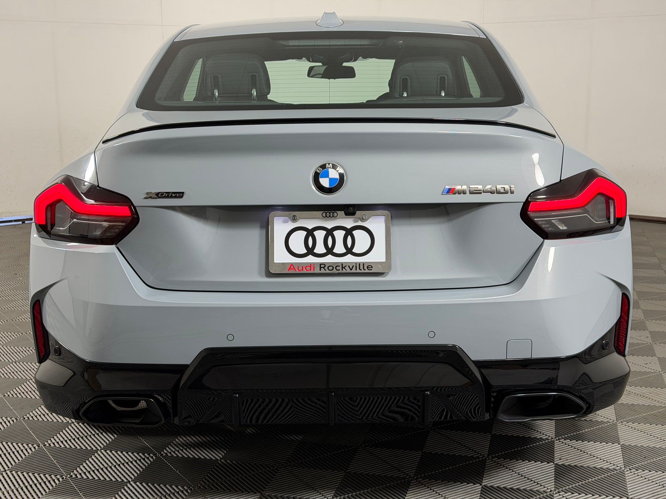 Used 2024 BMW M240i xDrive Coupe AWD/4WD image 10
