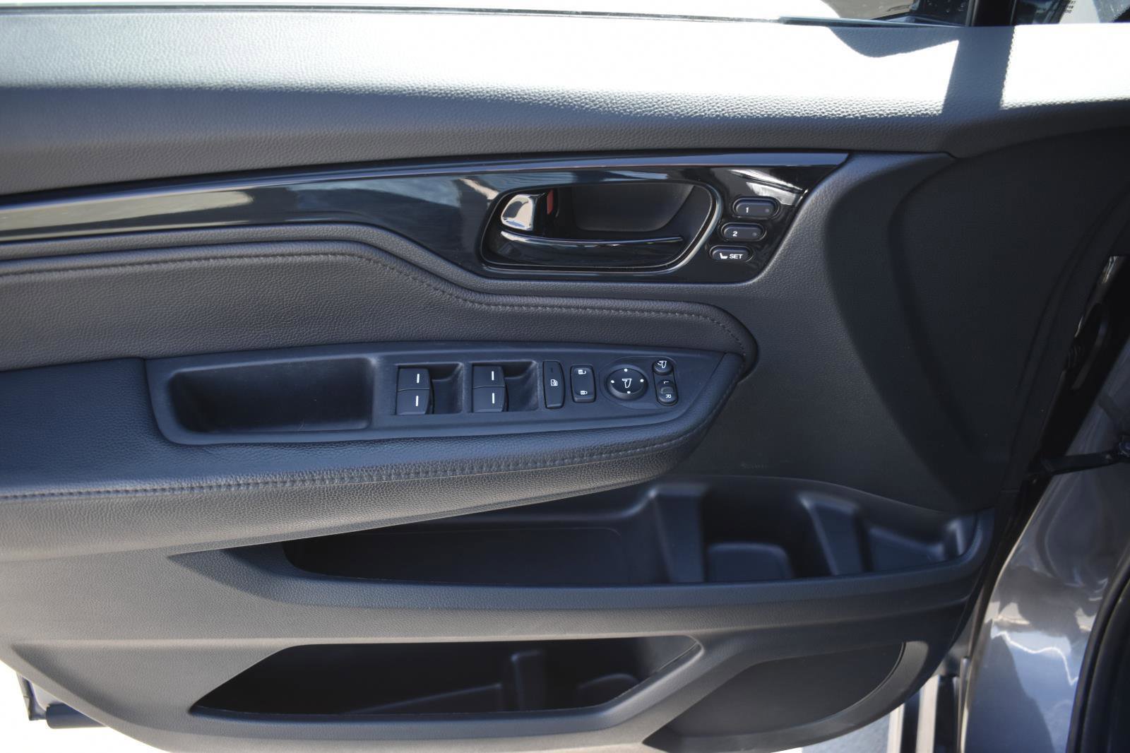 Used 2023 Honda Odyssey Elite image 25