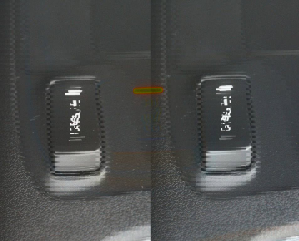 Used 2023 Toyota Corolla XSE image 7