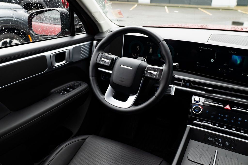 Used 2025 Hyundai Santa Fe XRT image 9