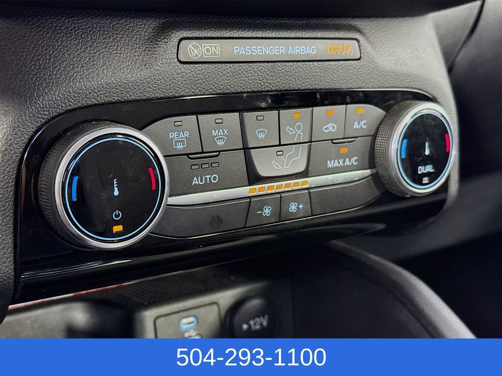 Used 2022 Ford Escape SE FWD image 17