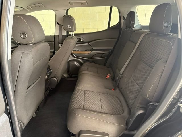 Used 2019 GMC Acadia SLE w/ LPO, Black Accent Package FWD image 23