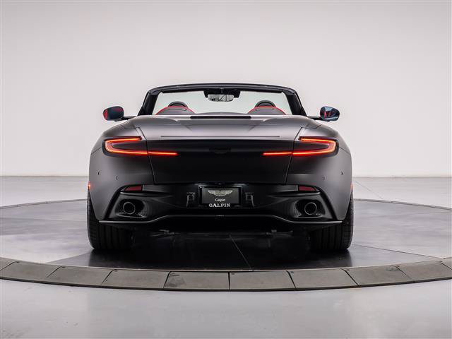 Used 2025 Aston Martin DB12 Convertible RWD image 7