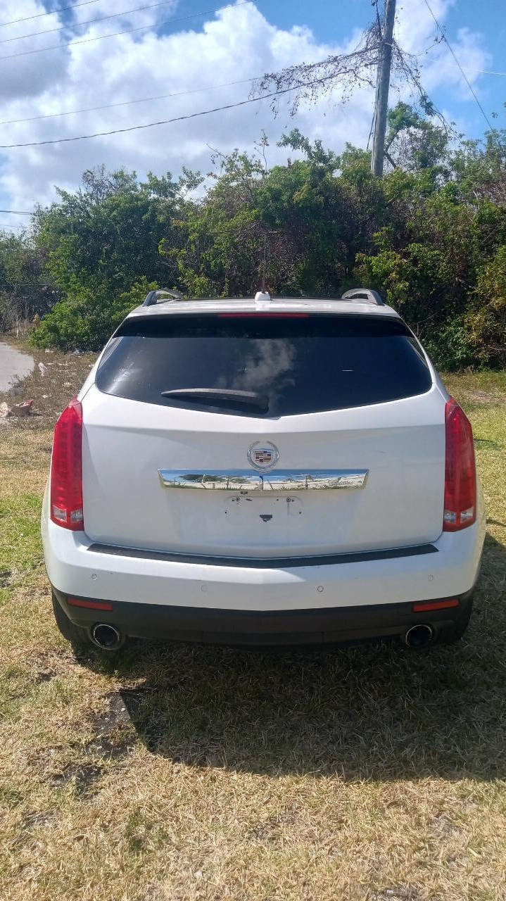 Used 2015 Cadillac SRX Luxury image 7