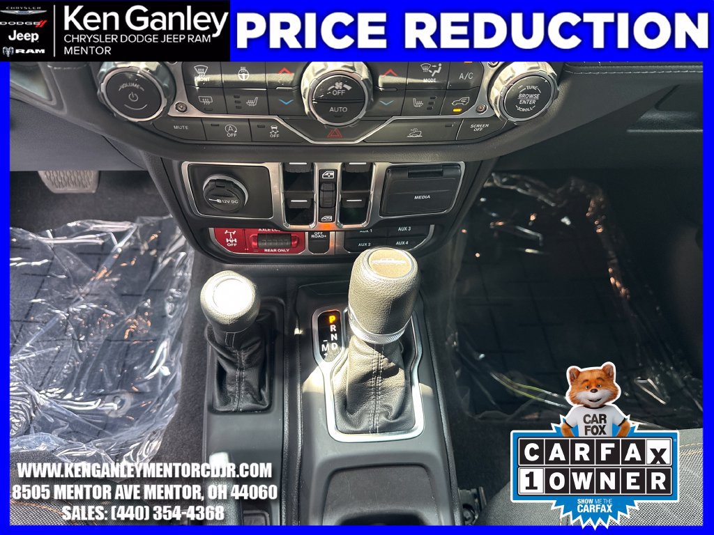 Used 2025 Jeep Gladiator Mojave w/ Convenience Group AWD/4WD image 18