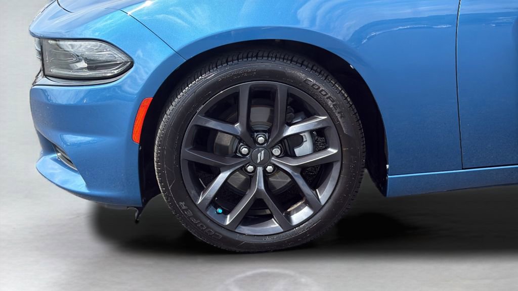 Used 2023 Dodge Charger SXT w/ Blacktop Package RWD image 25